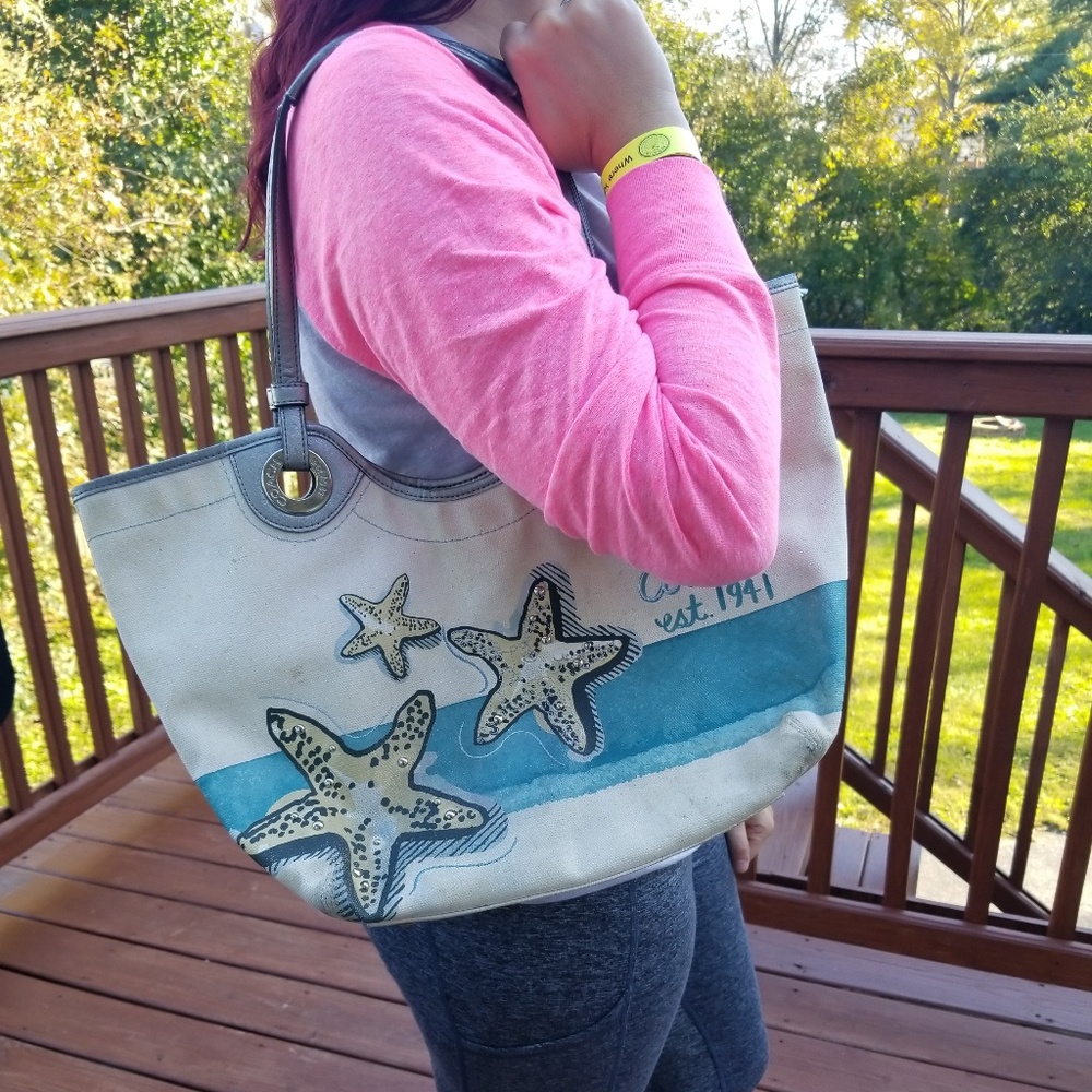 Coach purse - Picture 3 of 3